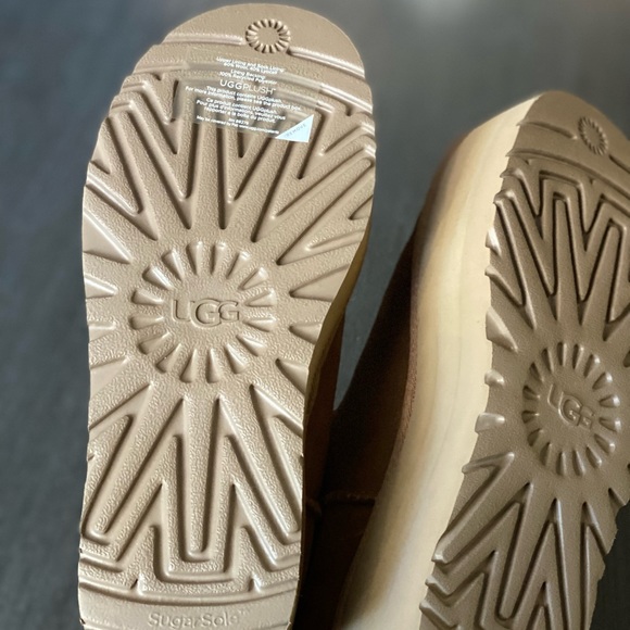 Brand New UGG Classic Ultra Mini Platform in Chestnut - Picture 4 of 4